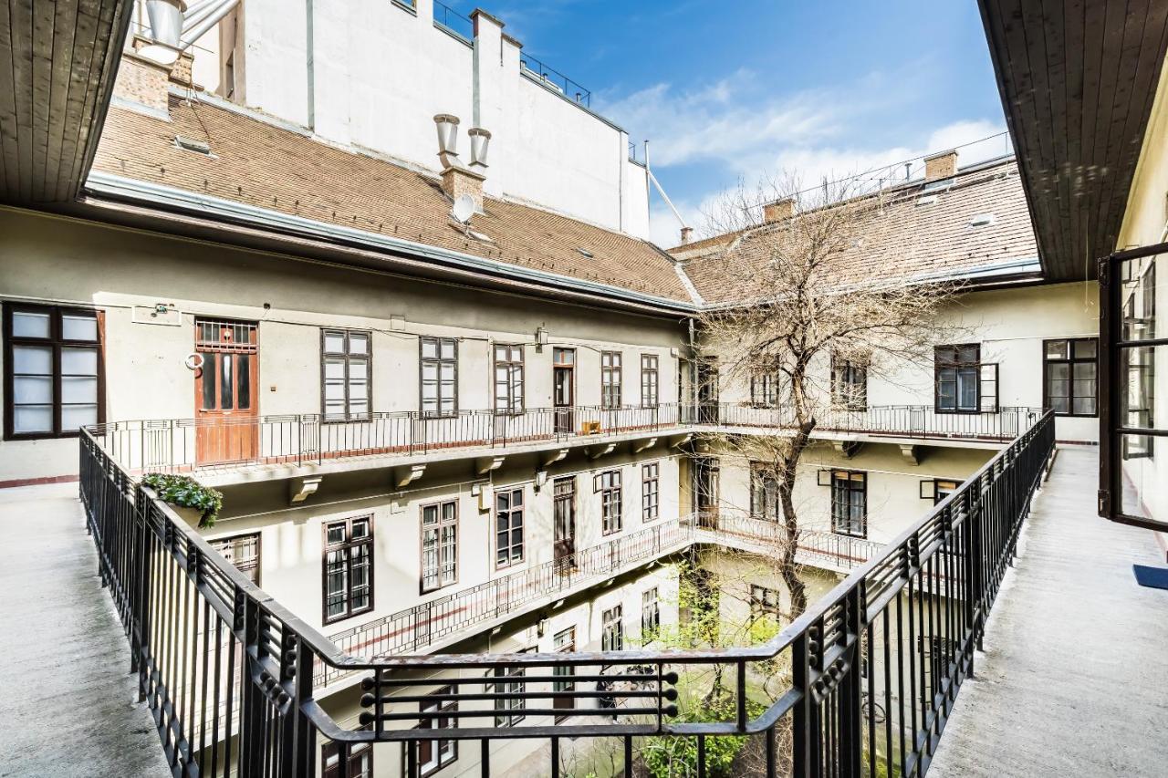 Corbie Downtown Apartment 布达佩斯 外观 照片